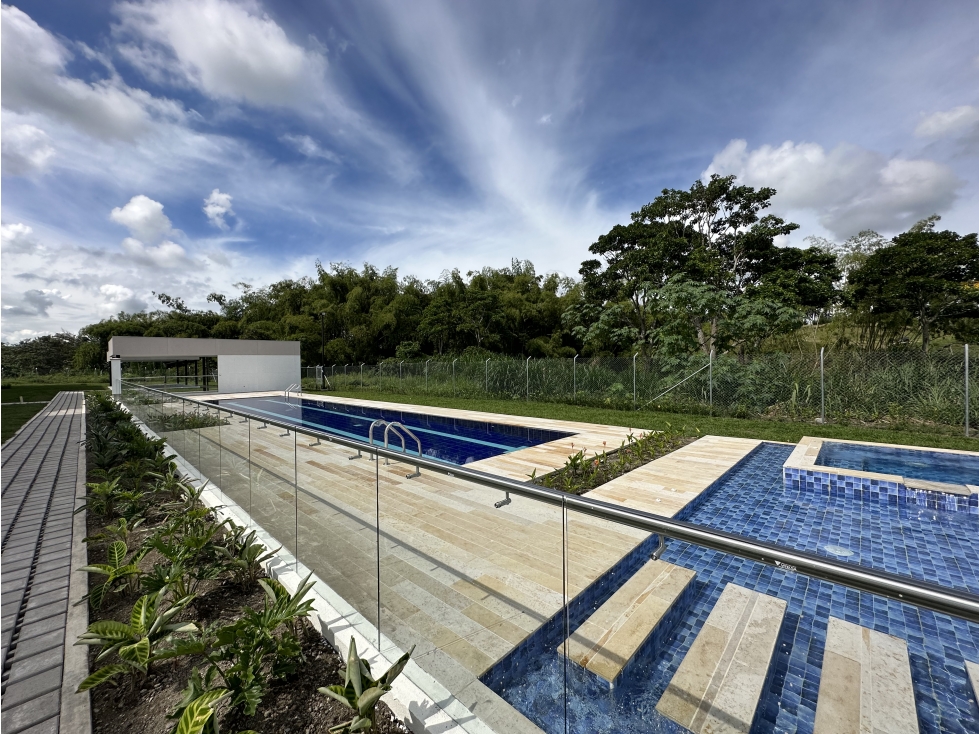 Se Vende Apartasuite Campestre Condominio Lagos De Iraka — foto 4