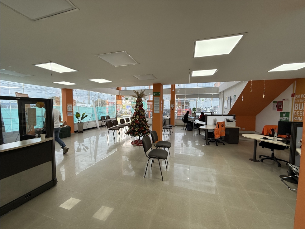 Local Comercial En Venta o Alquiler Avenida 19 Sector Coliseo Del Cafe — foto 4