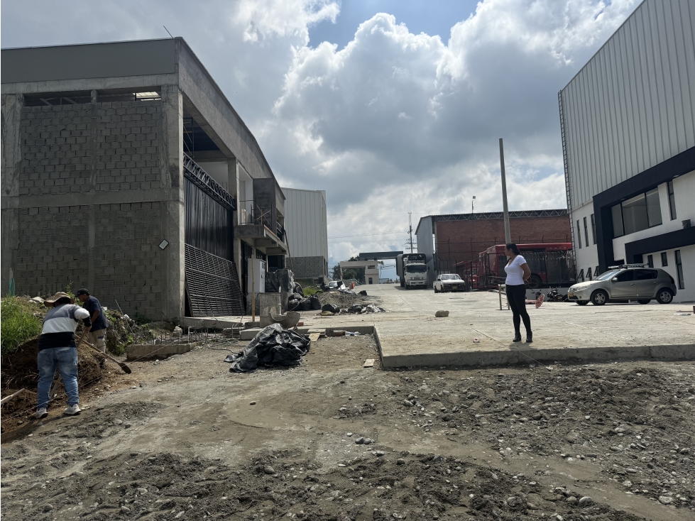 Se Vende Lote Parque Zona Industrial Sur — foto 4