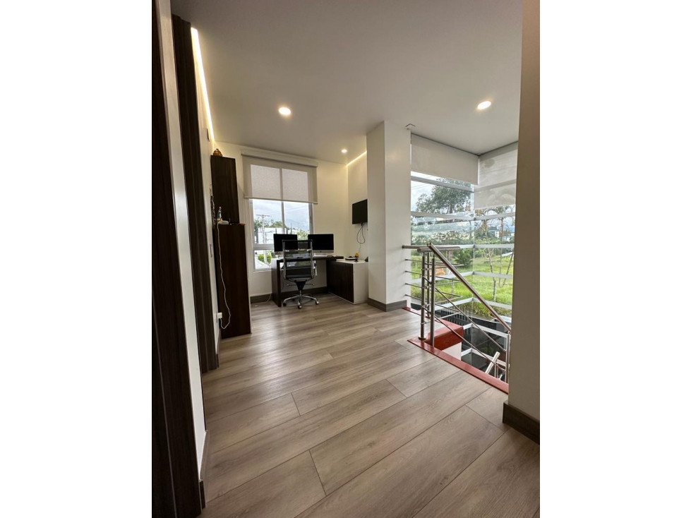 Casa Residencial De Lujo En Venta Norte De Armenia — foto 4