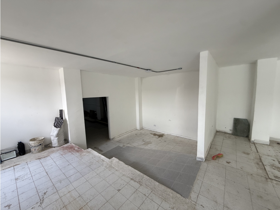 Local Nuevo En Alquiler Sector Tres Esquinas — foto 4