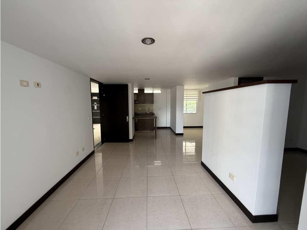 Apartaestudio En Alquiler Barrio La Castellana - 4