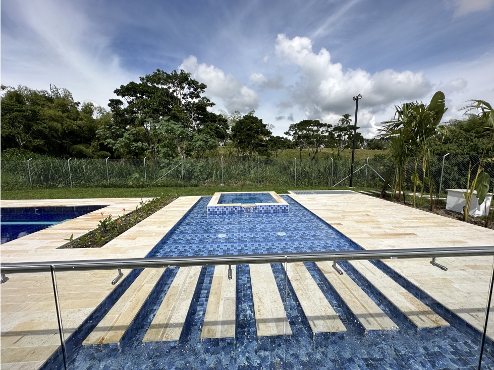 Se Vende Apartasuite Campestre Condominio Lagos De Iraka — foto 5
