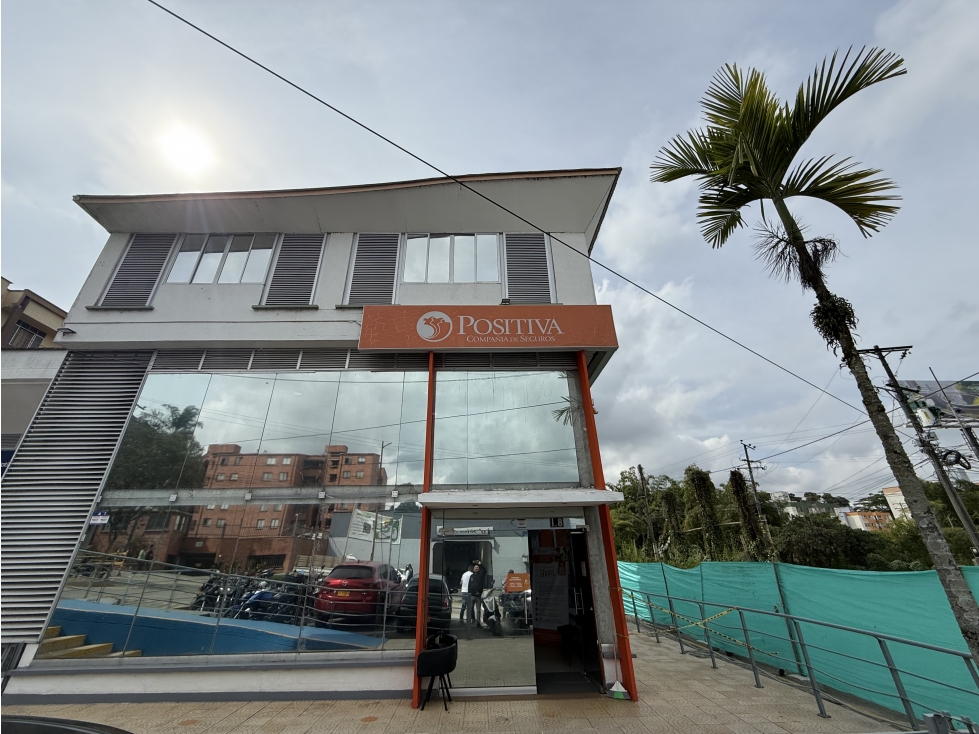 Local Comercial En Venta o Alquiler Avenida 19 Sector Coliseo Del Cafe — foto 5