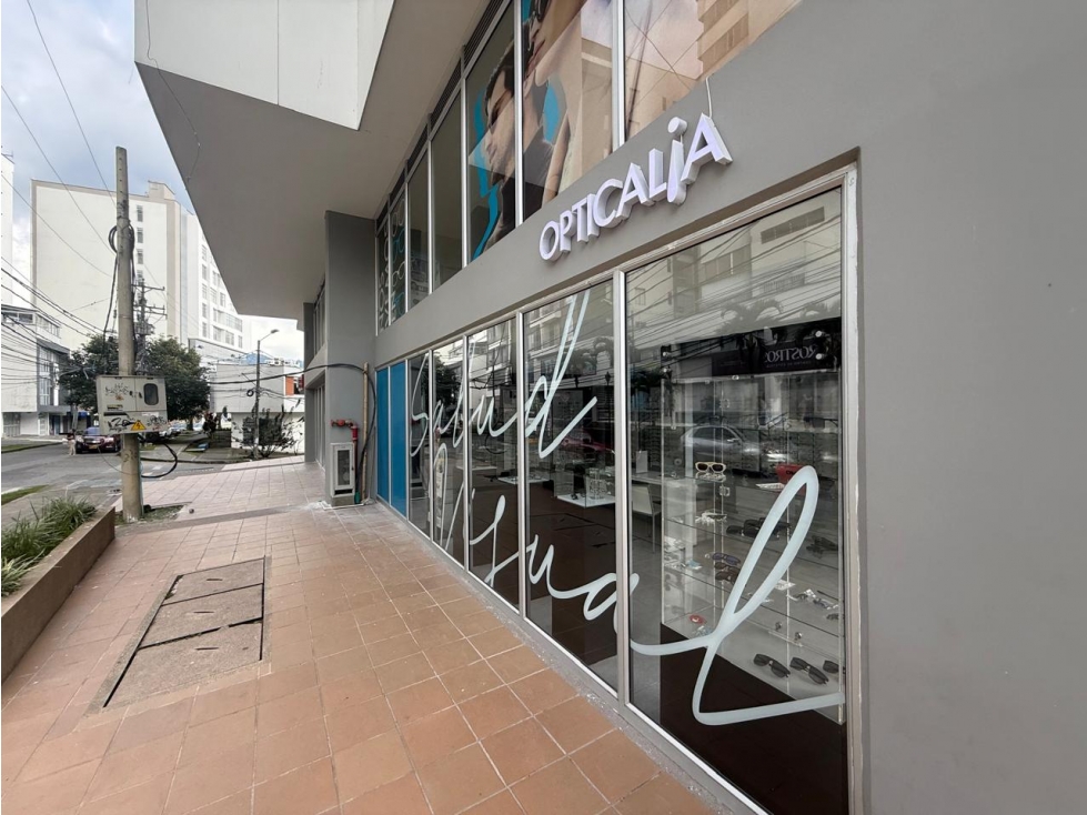 Se Arrienda Local Comercial Parque Fundadores Armenia — foto 4