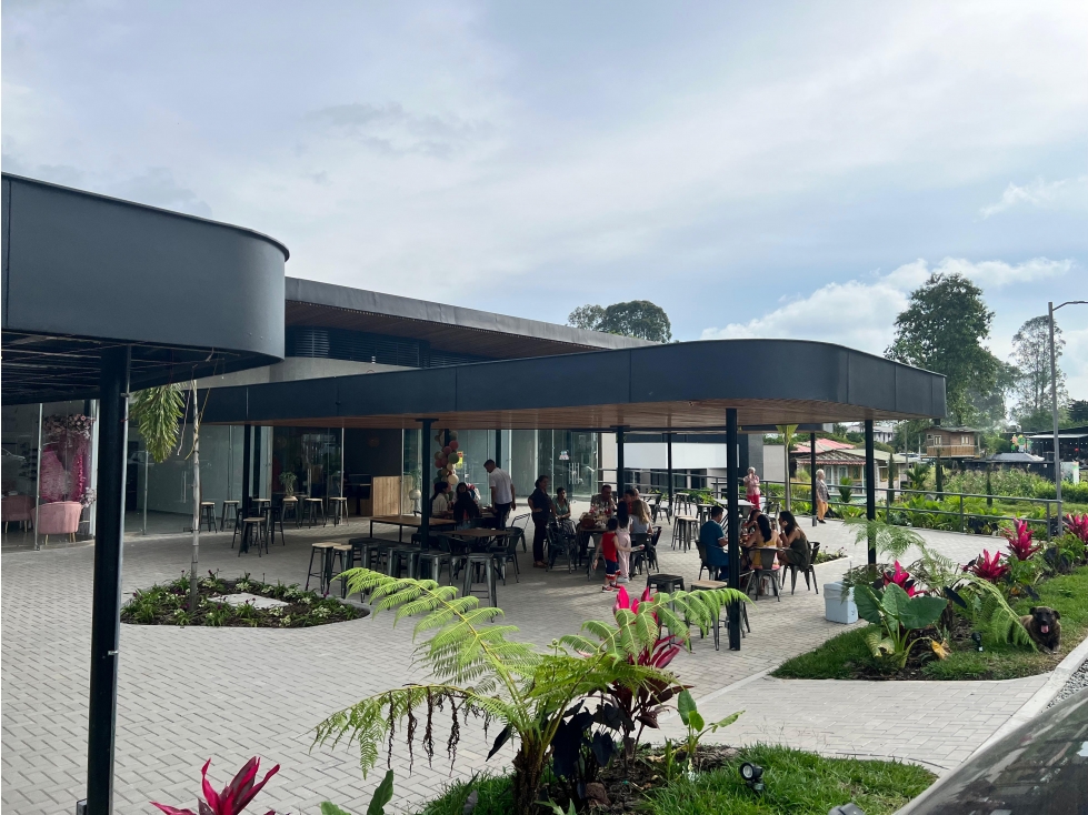 Se Vende Local Comercial en Mall Cordillera - Vía Barcelona 8980034 - 5