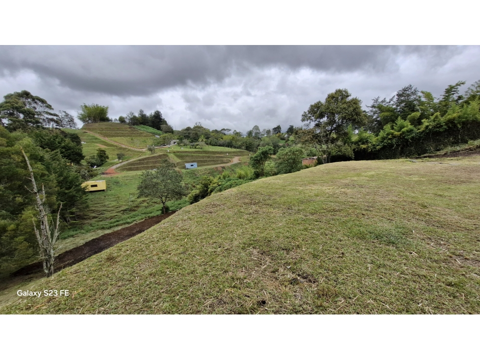 Lote independiente para venta en Marinilla