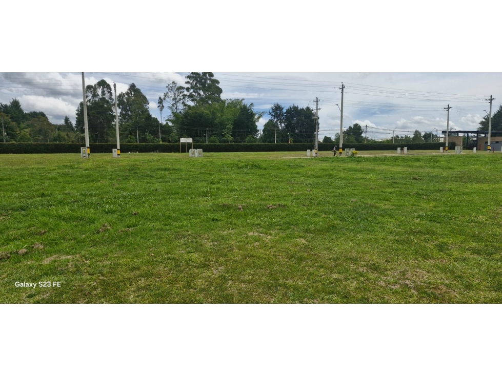 Lote comercial en urbanización para venta en Rionegro