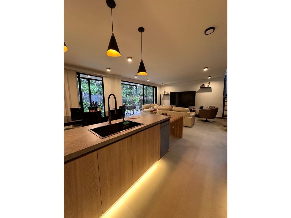 Casa en urbanización cerrada para venta en el retiro — foto 5