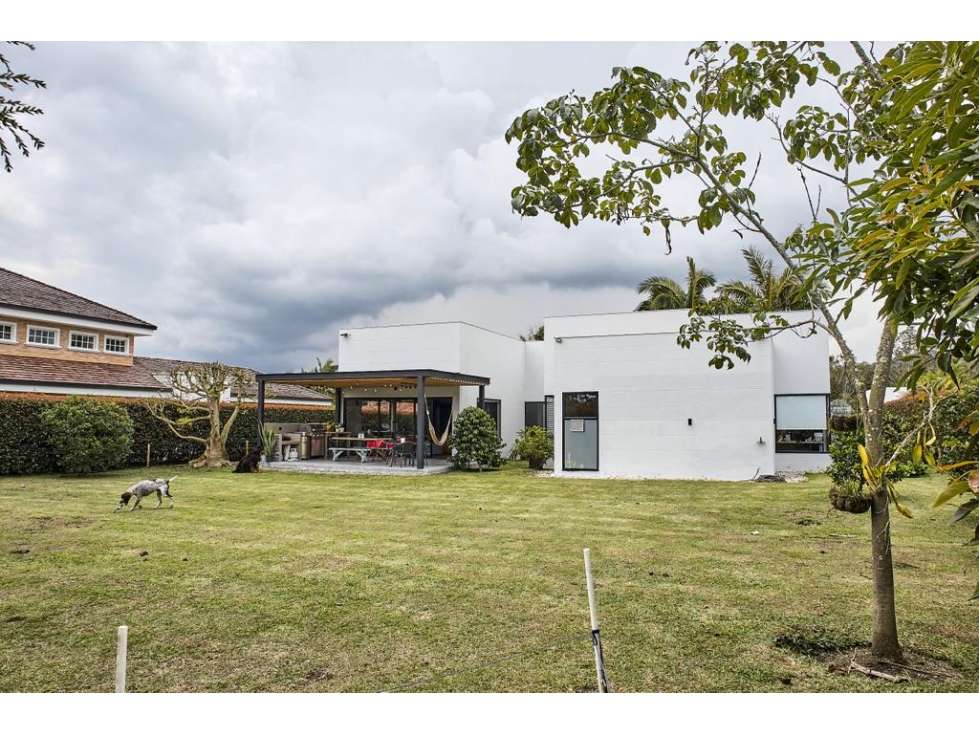 Casa en parcelación para venta en Llanogrande — foto 2