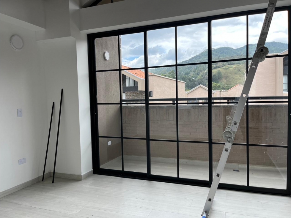 Casa en urbanización cerrada para venta en el Retiro — foto 6