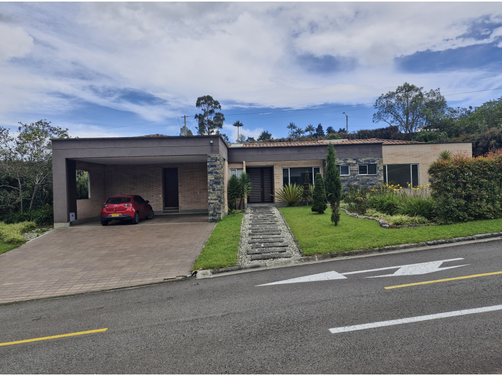 Casa en Venta en Envigado - Vereda El Peñasco
