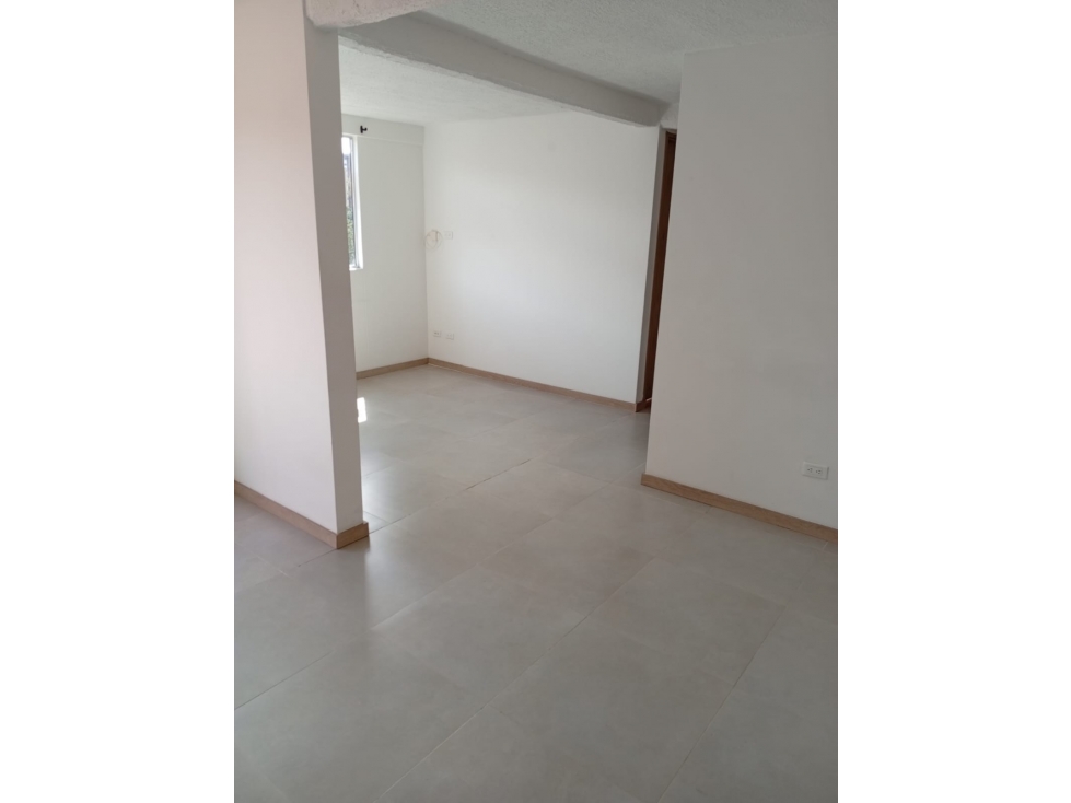 Apartamento en venta en urbanización cerrada en Rionegro — foto 4