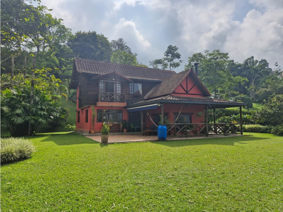 Finca para venta en Envigado - Loma del Escobero