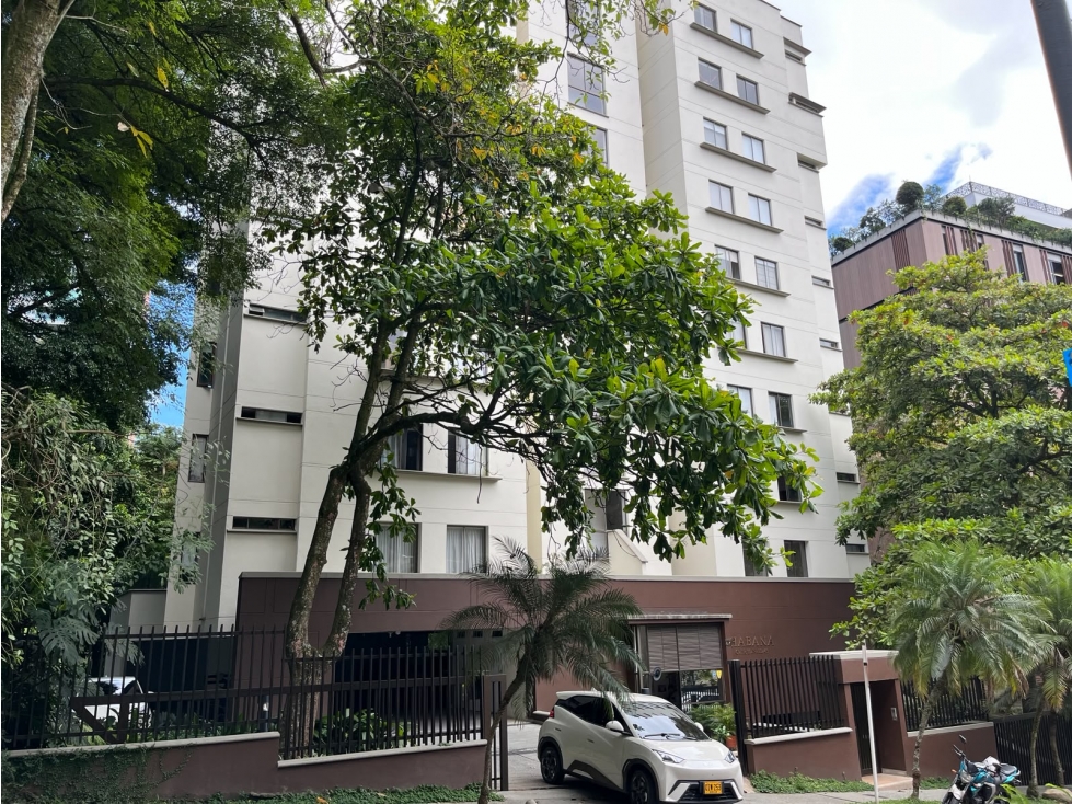 Apartamento para venta en edificio en Medellín sector Interlomas