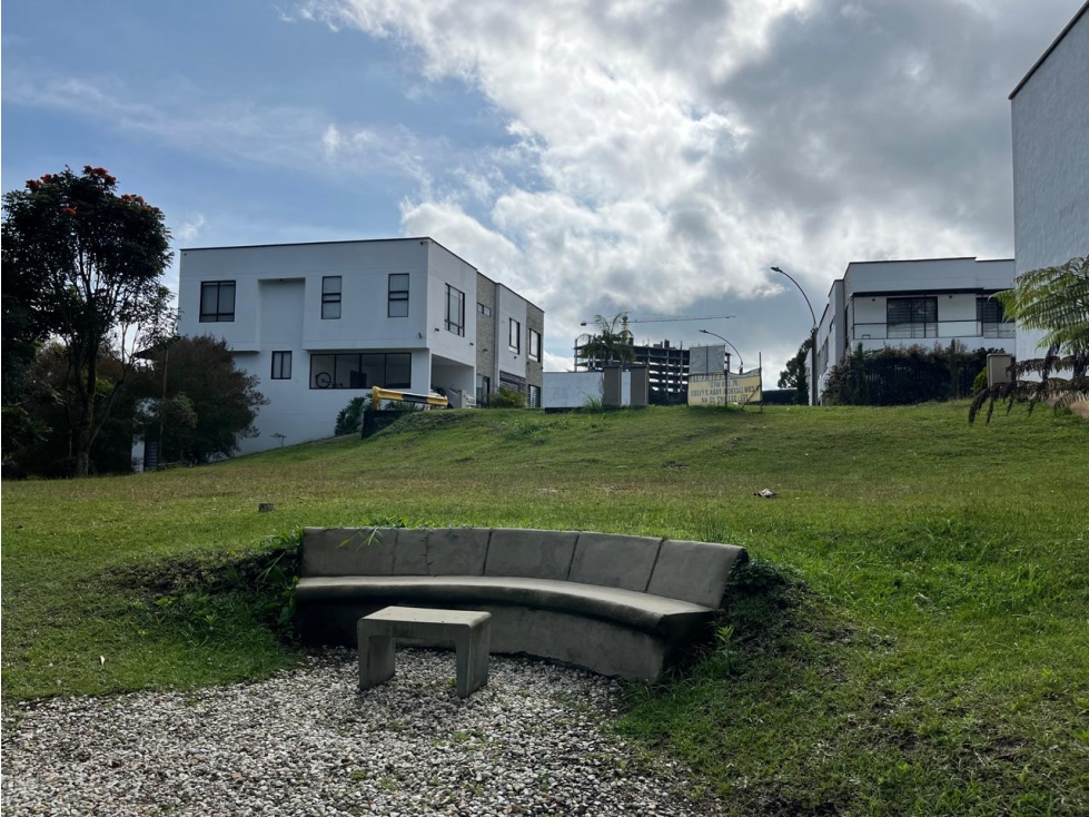 LOTE PARA VENTA EN URBANIZACION EN LLANO GRANDE — foto 2