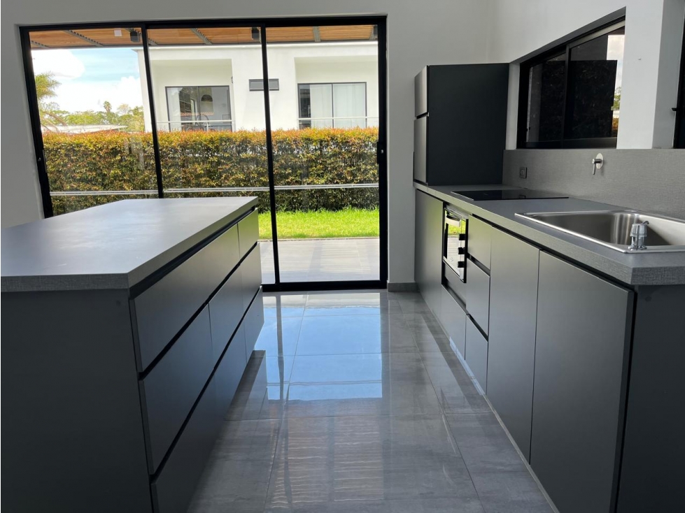 Casa Para Venta En Urbanización Cerrada En El Retiro — foto 5