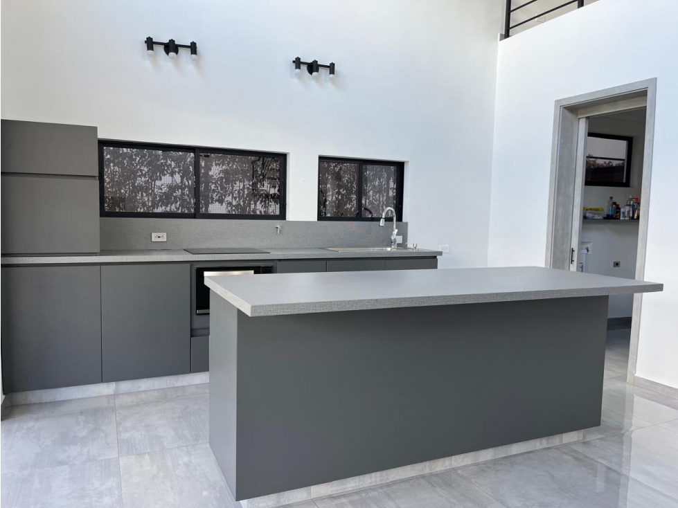 Casa Para Venta En Urbanización Cerrada En El Retiro — foto 6