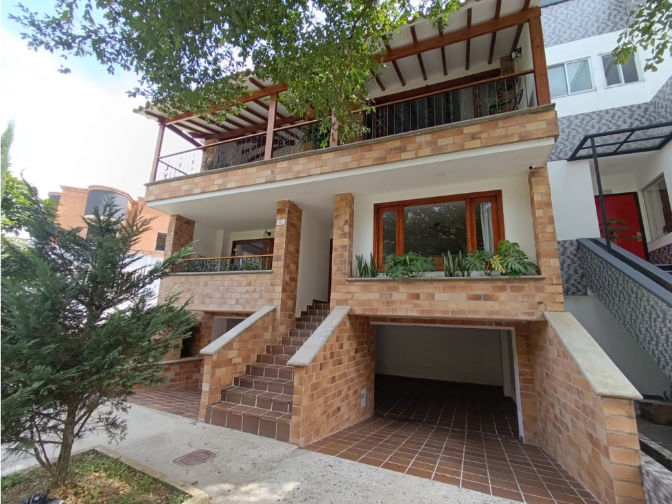 Casa en parcelación para venta en sabaneta
