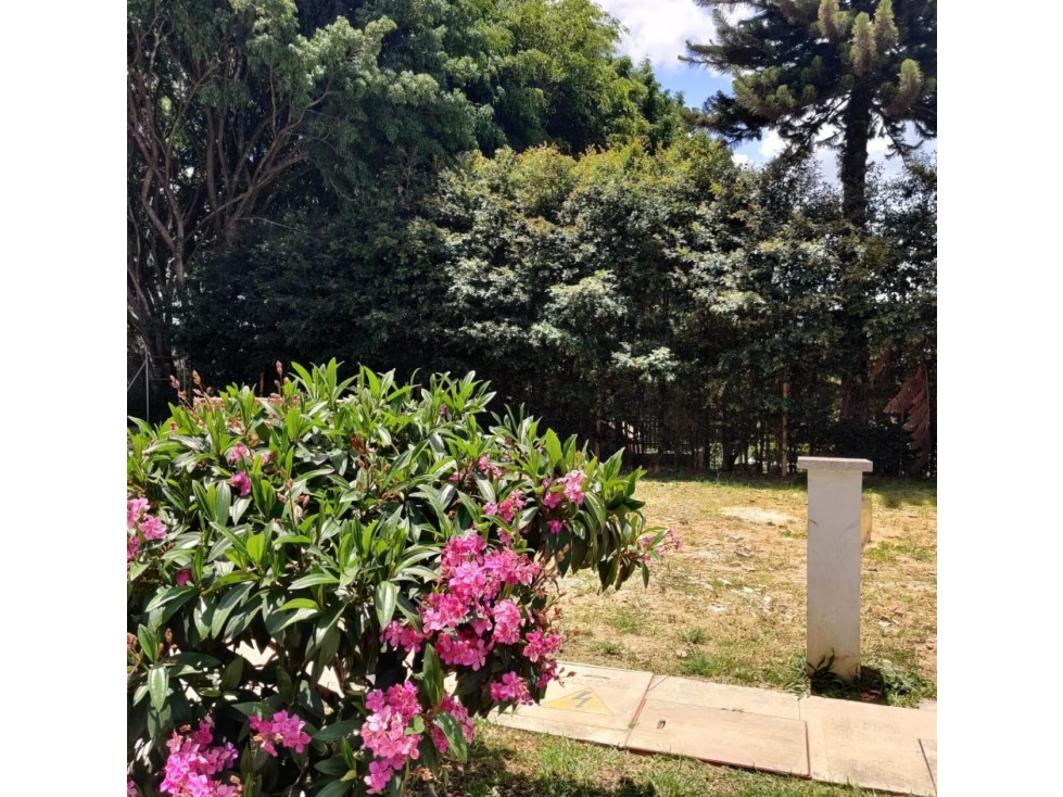 Lote en urbanización cerrada para venta en La Ceja — foto 2
