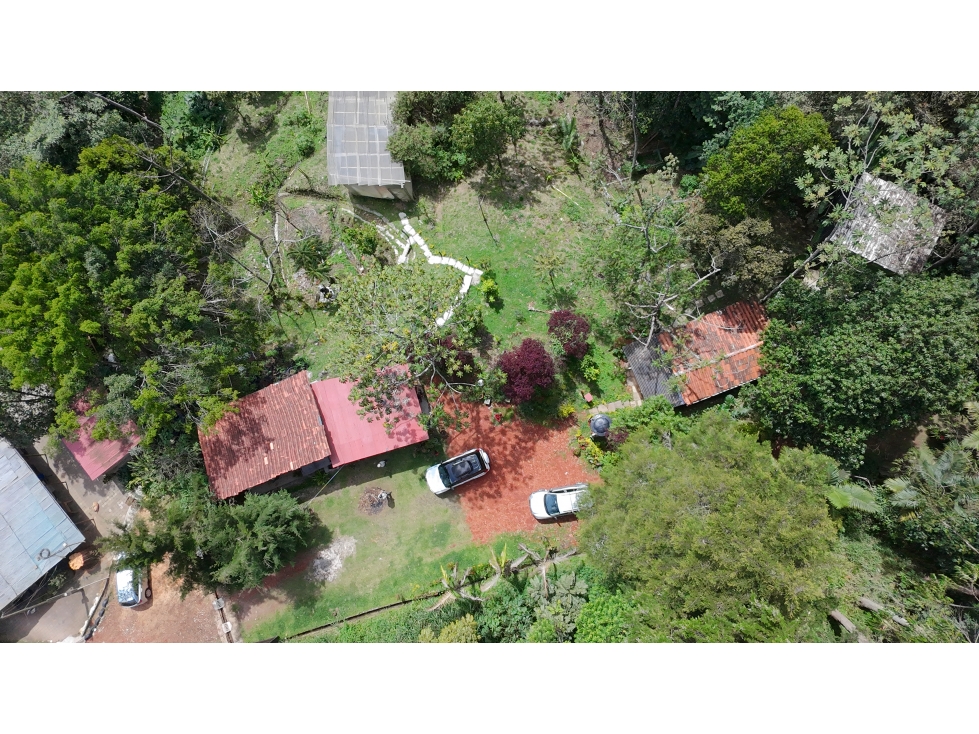Finca independiente para venta en Medellín — foto 2