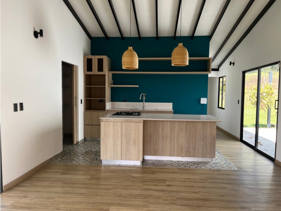FINCA PARA ARRIENDO Y VENTA EN RIONEGRO — foto 2