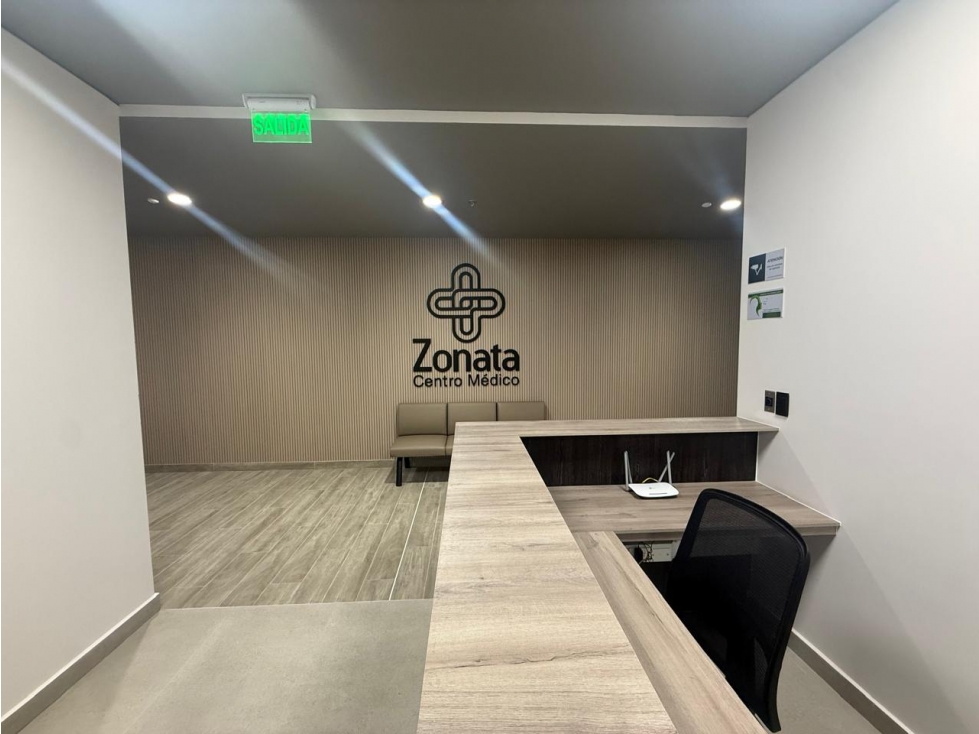 Consultorio Nuevo En Alquiler Centro Medico Zonata Av Centenario — foto 3