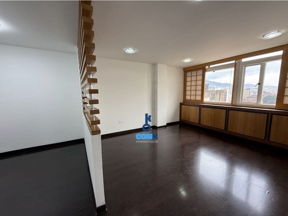 VENTA OFICINA LA CANDELARIA, BOGOTÁ — foto 4