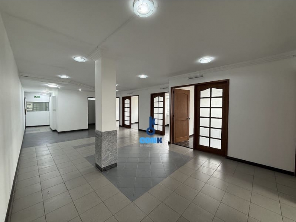 VENTA OFICINA LA CANDELARIA, BOGOTÁ
