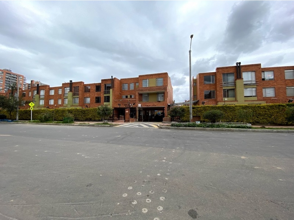 VENTA CASA ALAMEDA 170, USAQUÉN, BOGOTÁ