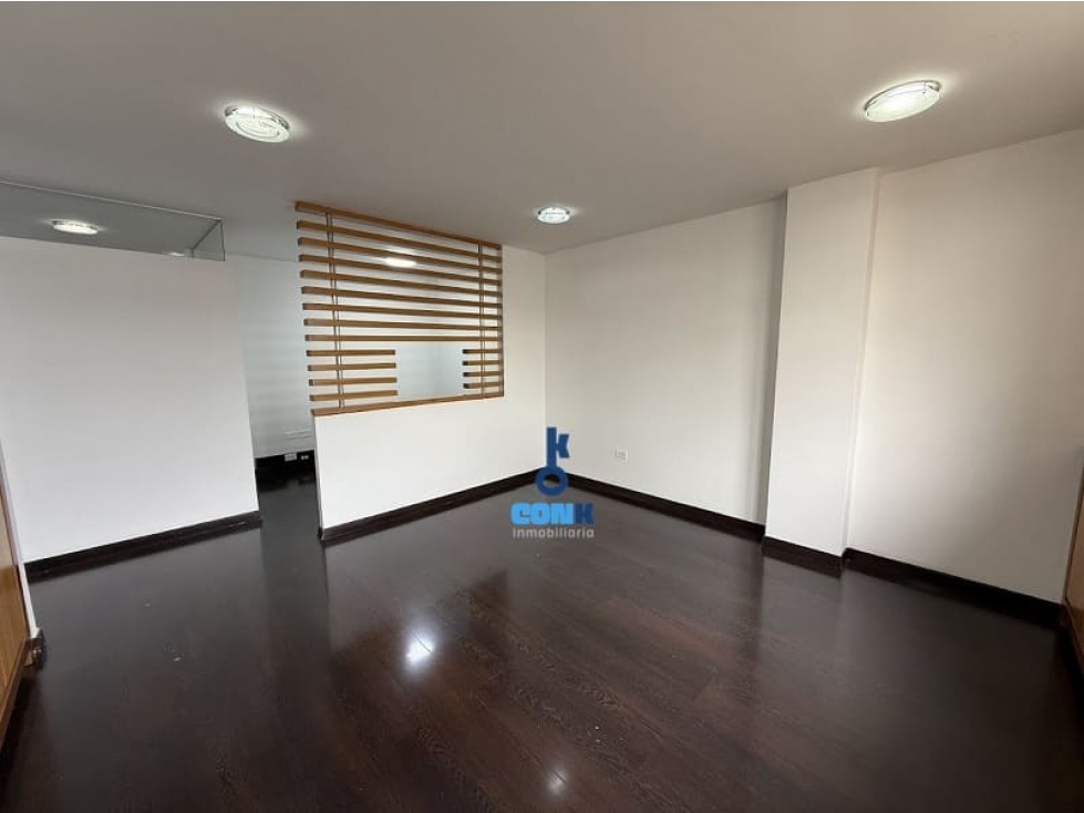VENTA OFICINA LA CANDELARIA, BOGOTÁ — foto 3