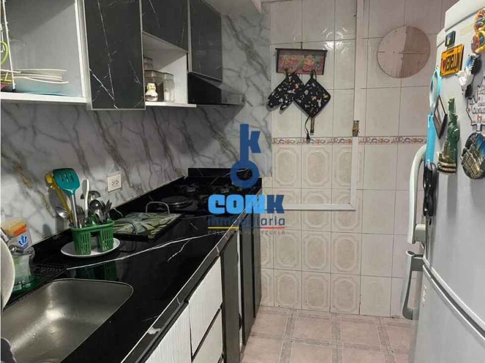 VENTA APARTAMENTO SANTA HELENITA, ENGATIVA — foto 3