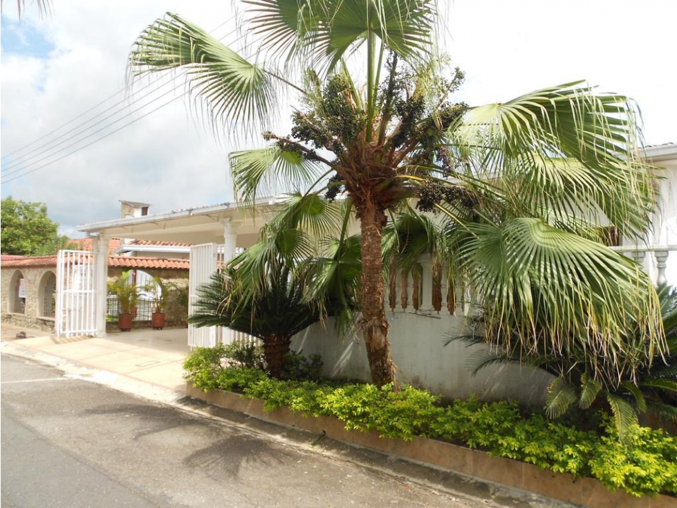 VENTA CASA MELGAR, VÍA CARMEN DE APICALÁ, TOLIMA - 1