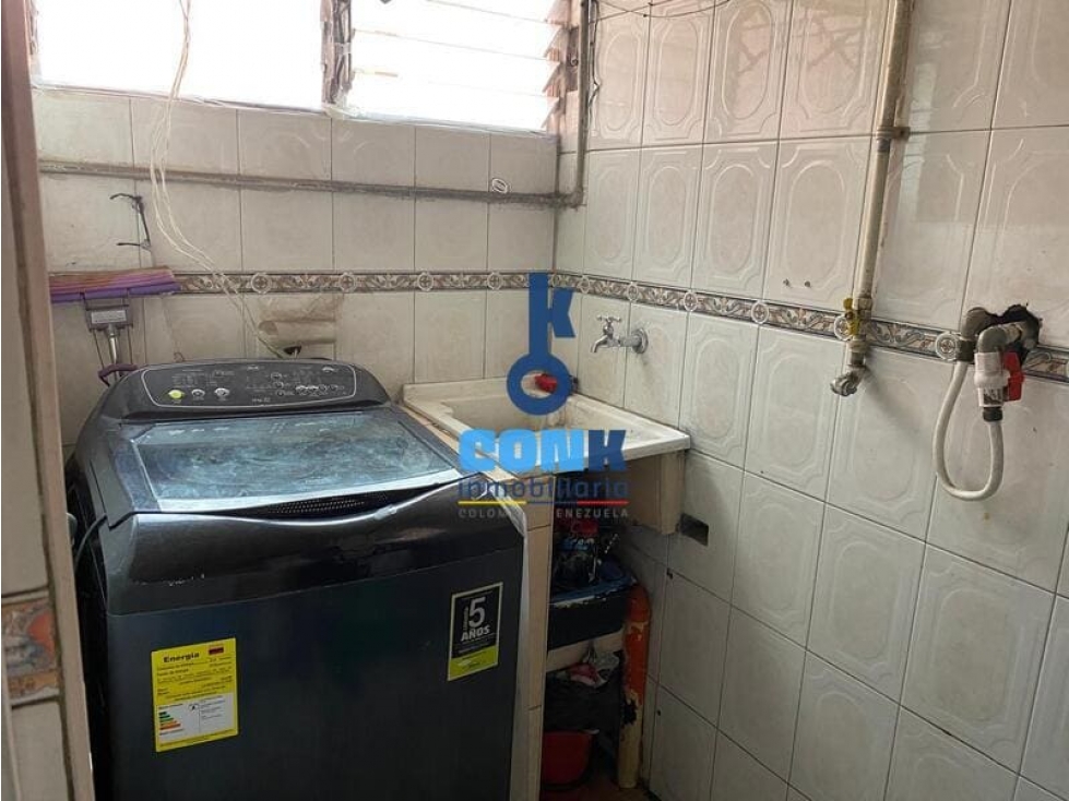 VENTA APARTAMENTO SANTA HELENITA, ENGATIVA — foto 4