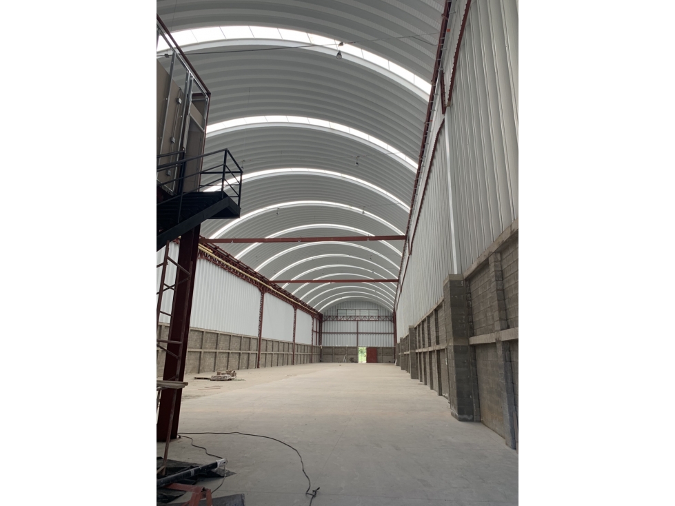 Bodega de 1.250 mts2 en Girardota - 1