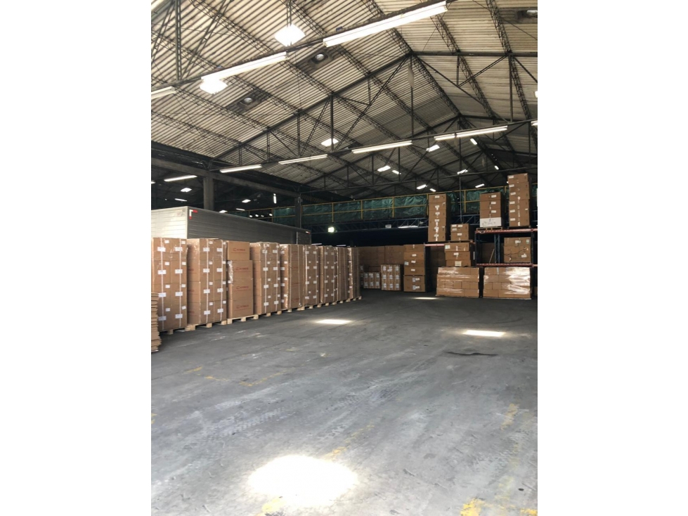 BODEGA DE 12.000 MTS2 PARA VENTA EN ITAGÜI - 3