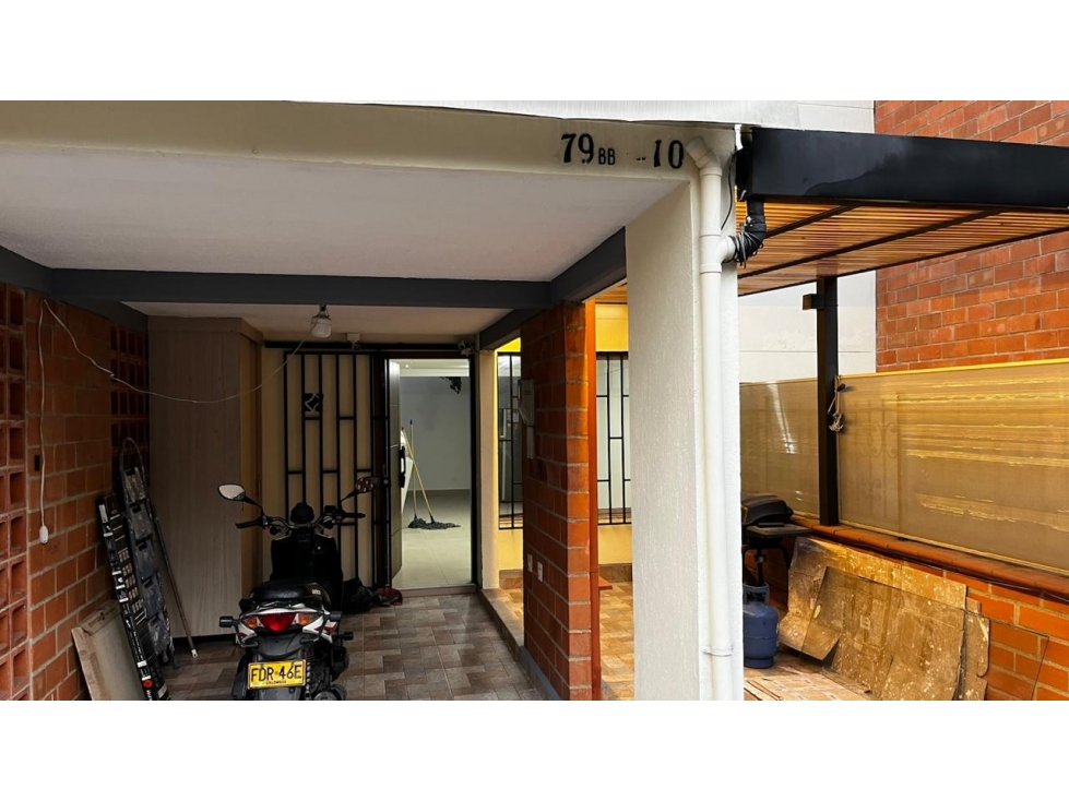 CASA EN VENTA EN LA ESTRELLA