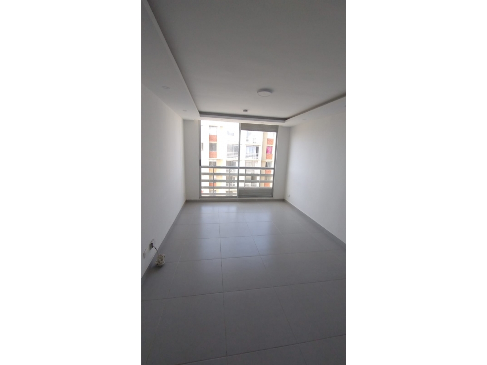 APARTAMENTO EN ALAMEDA DEL RIO ( CONJUNTO MARIAMULATA)