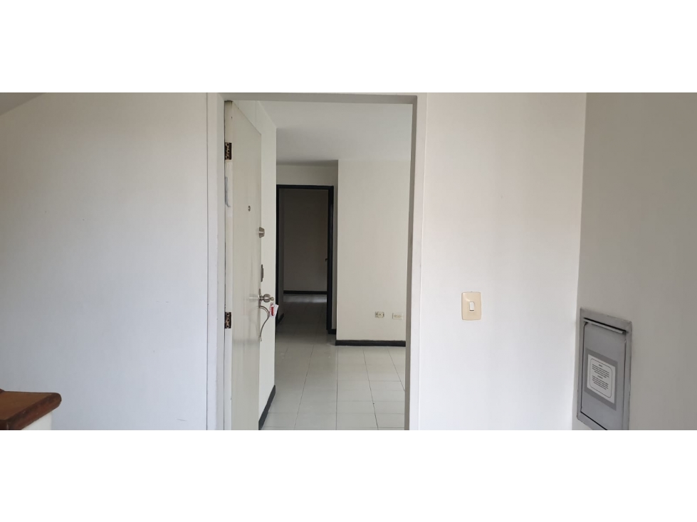 Se arrienda apartamento en la Loma del Indio — foto 2