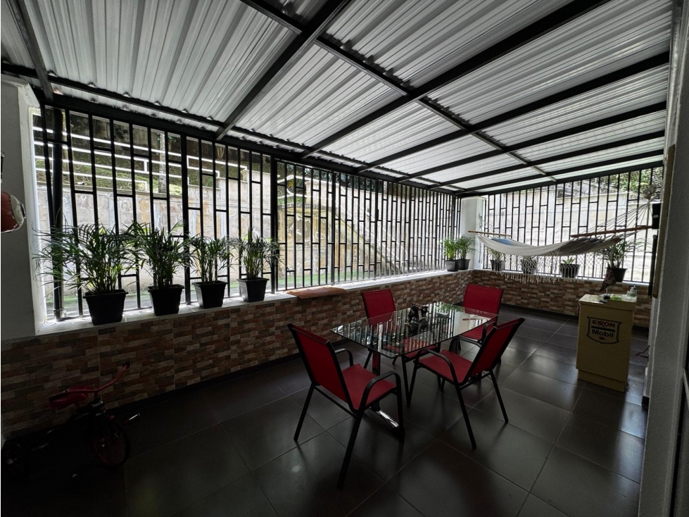 Apartamento en arriendo poblado — foto 4