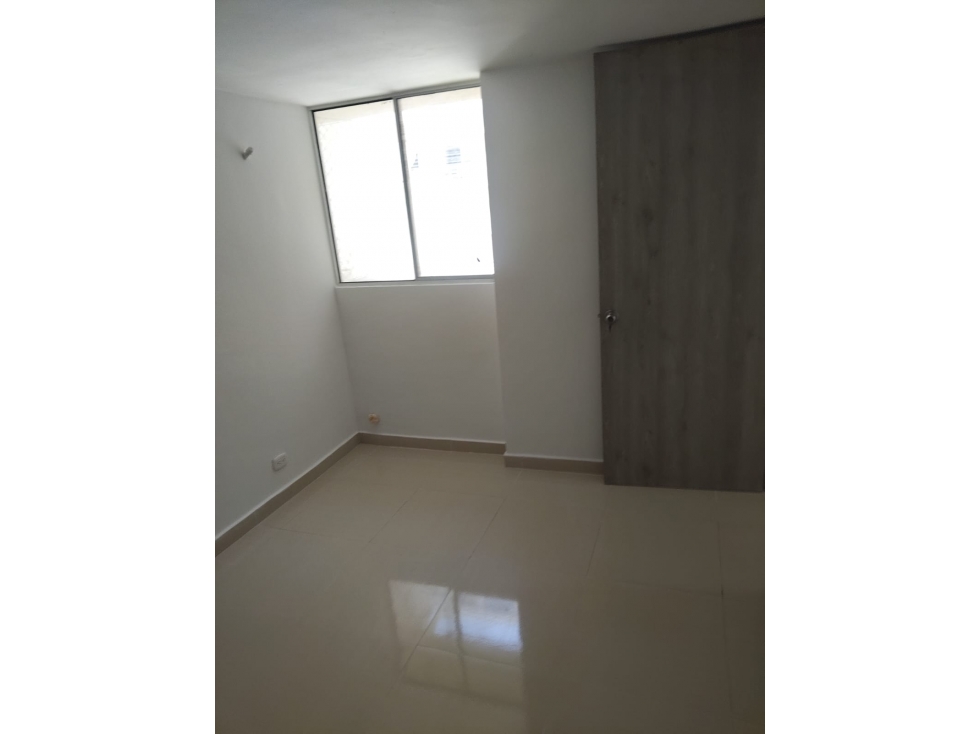 SE ARRIENDA APTO EN PELICANO ALAMEDA DEL RIO