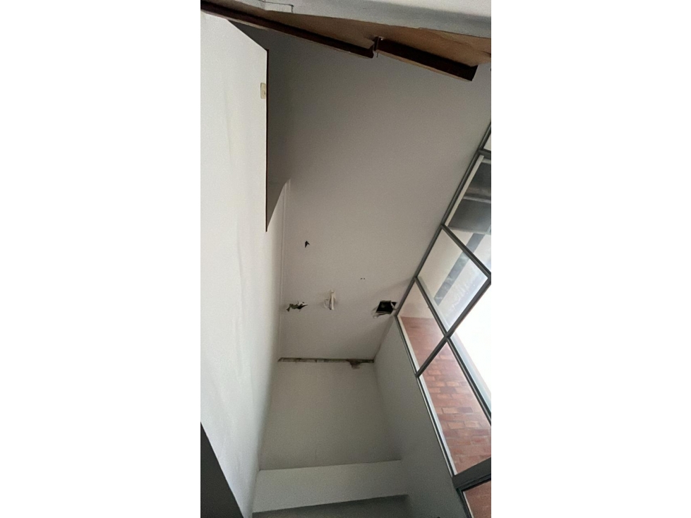 APARTAMENTO DUPLEX EN VENTA EN LAURELES — foto 3