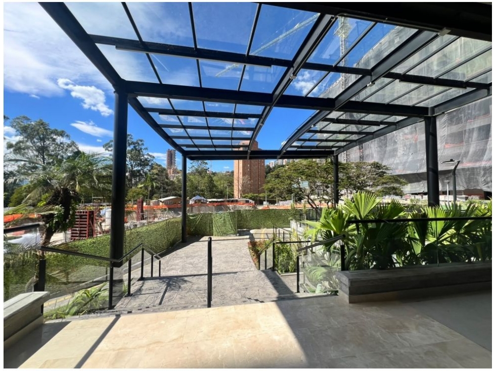 Venta y arriendo de apartamento Senior's en San Lucas para Estrenar