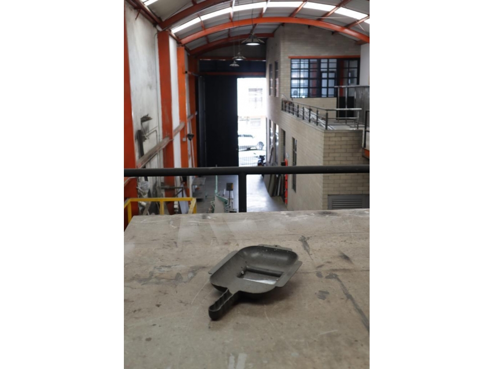 BODEGA DE 310 MTS2 PARA VENTA EN GUAYABAL - 3