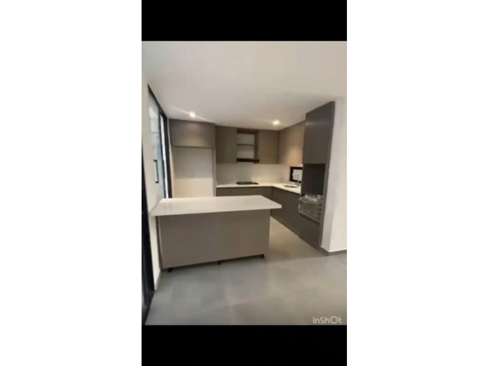 CASA UNIFAMILIAR EN VENTA EN LA CEJA