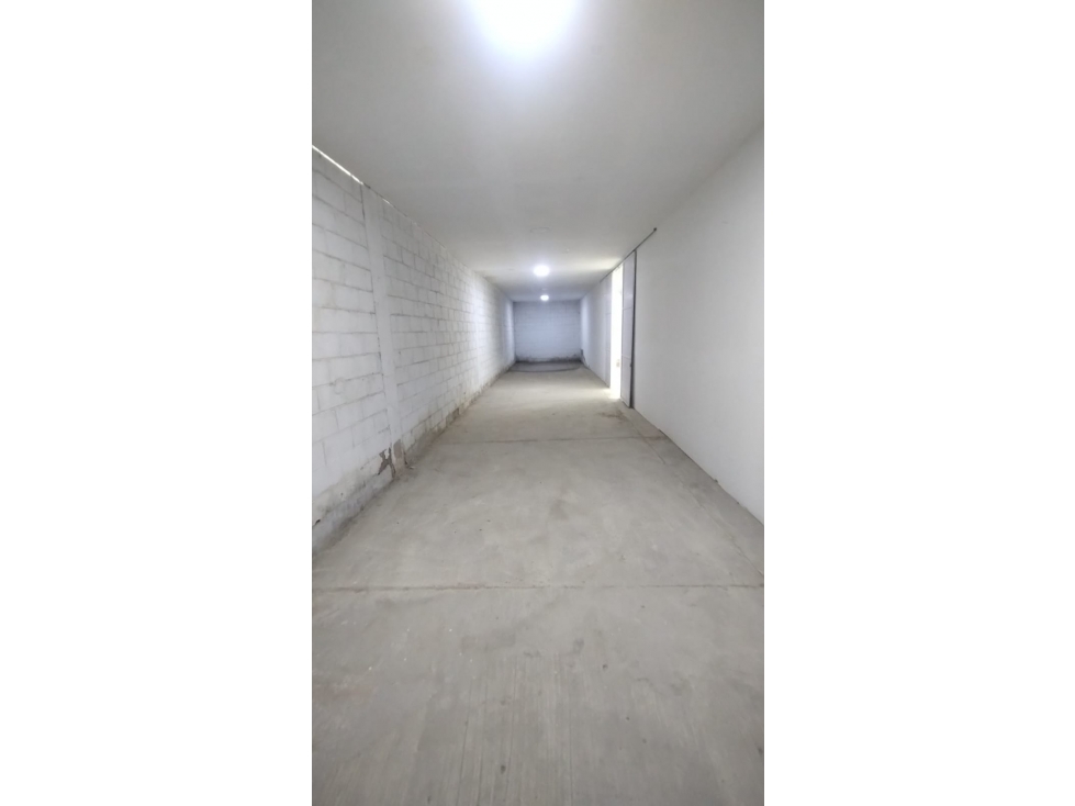 bodega 800 mtrs2 circunvalar - 2
