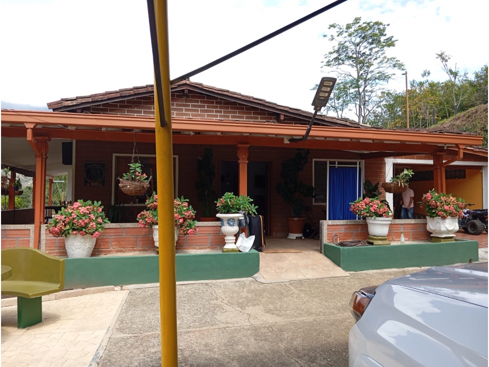 FINCA PARA ARRIENDO Y VENTA GIRARDOTA - 1