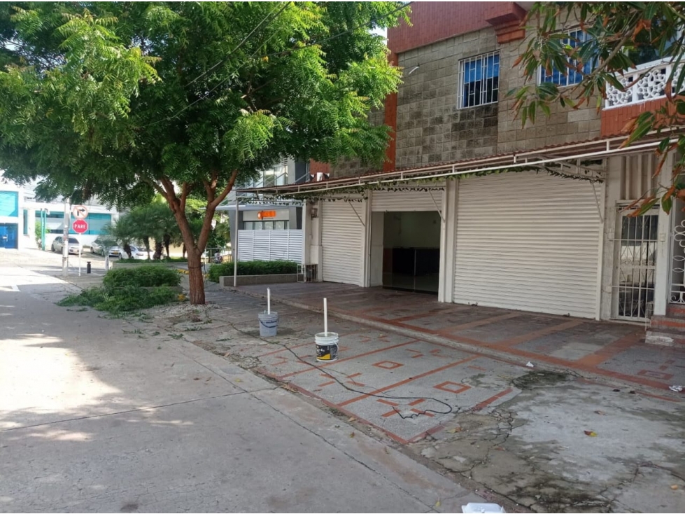 LOCAL COMERCIAL SECTOR NORTE — foto 2