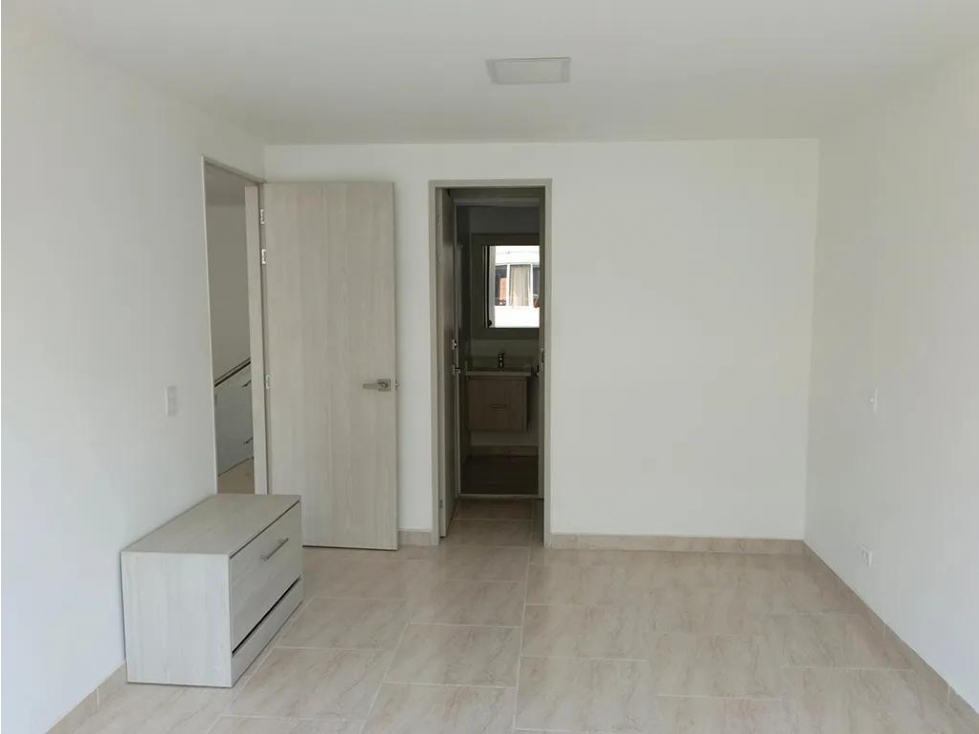 Se vende apartamento Duplex en La Nueva Villa del aburrá — foto 3