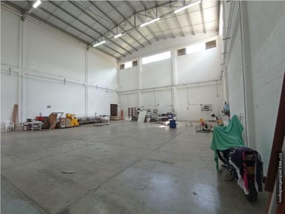 BODEGA DE 520 EN GIRARDOTA PARA VENTA - 1